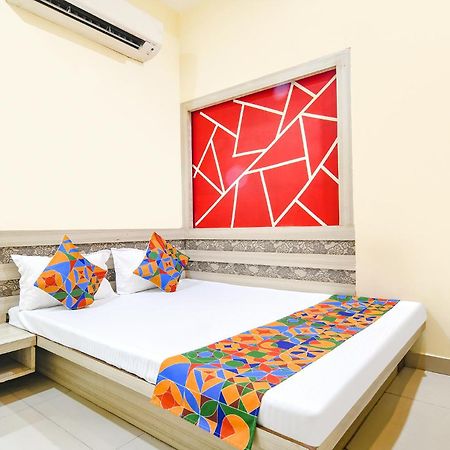 Hotel Fabexpress Blue Star à Ujjain Extérieur photo